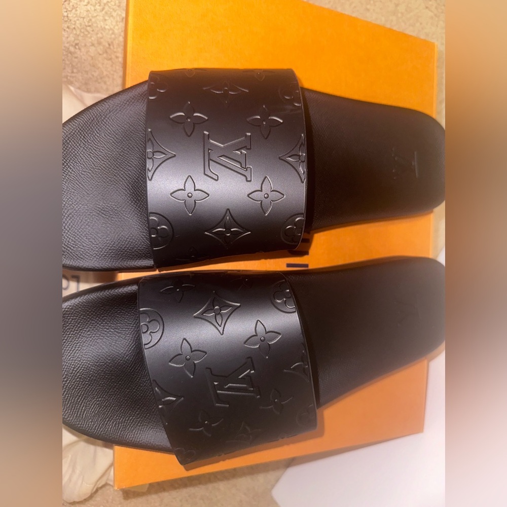men’s louis vuitton slides